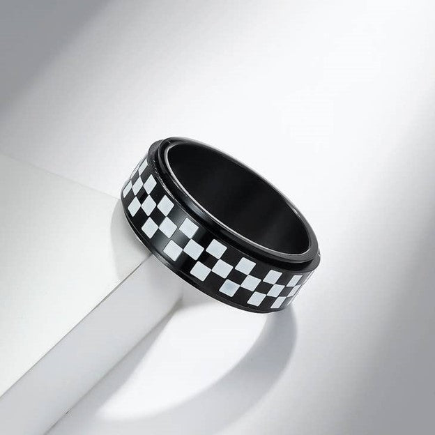 Checkered Spinner Ring