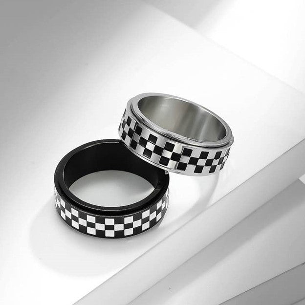 Checkered Spinner Ring